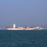 Гонконг - один из главных торговых и транзитных портов в мире